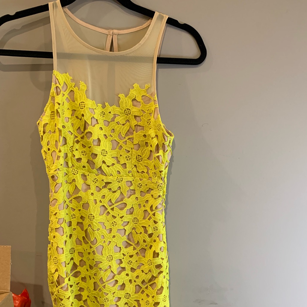 Brand New Lovers  Friends Yellow Lace Dress